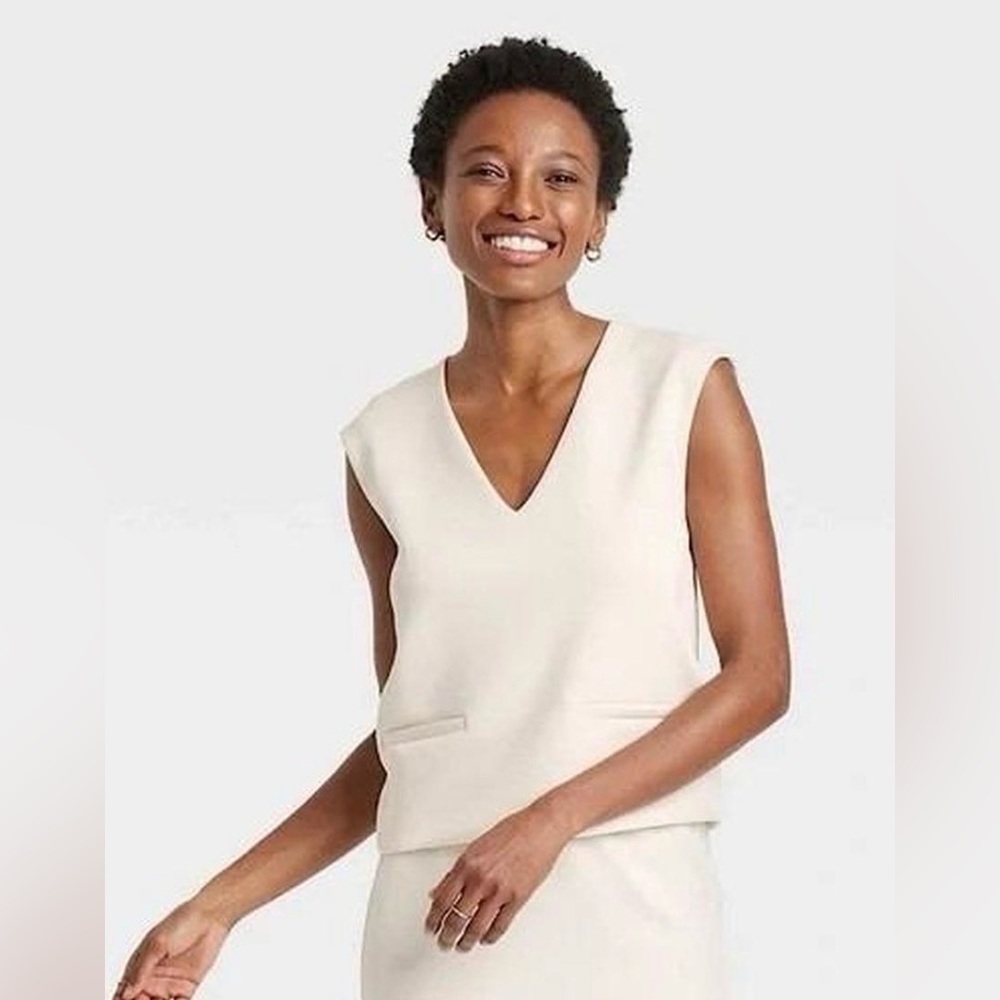 NWT a new day Cream Sleeveless Blouse